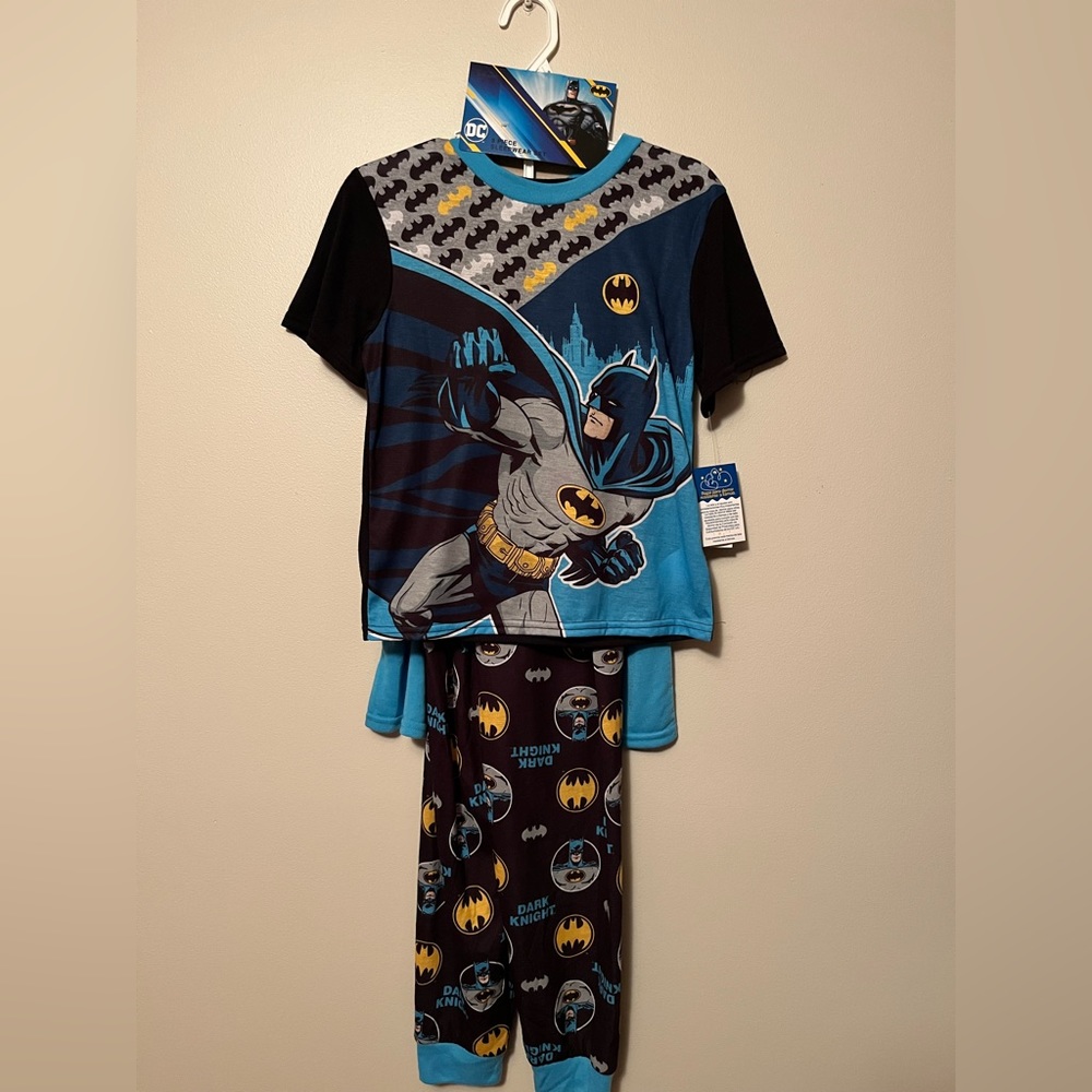 Batman 3 Piece Sleepwear BNWT
